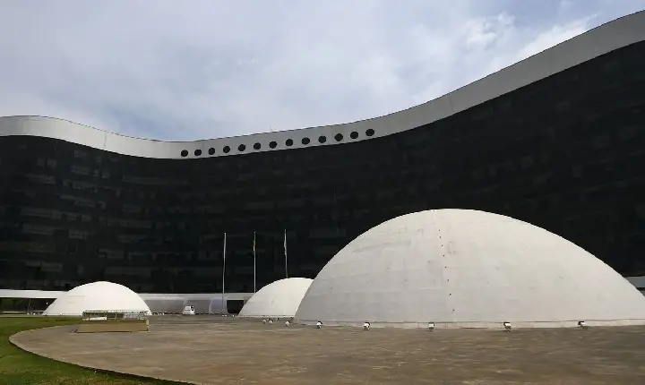 IA pode gerar mais fake news nas eleições, alertam especialistas