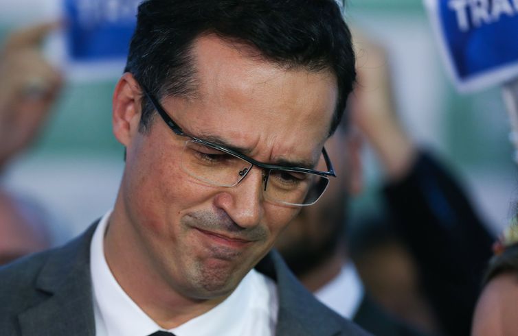 Câmara formaliza decisão do TSE e declara perda de mandato de Deltan 