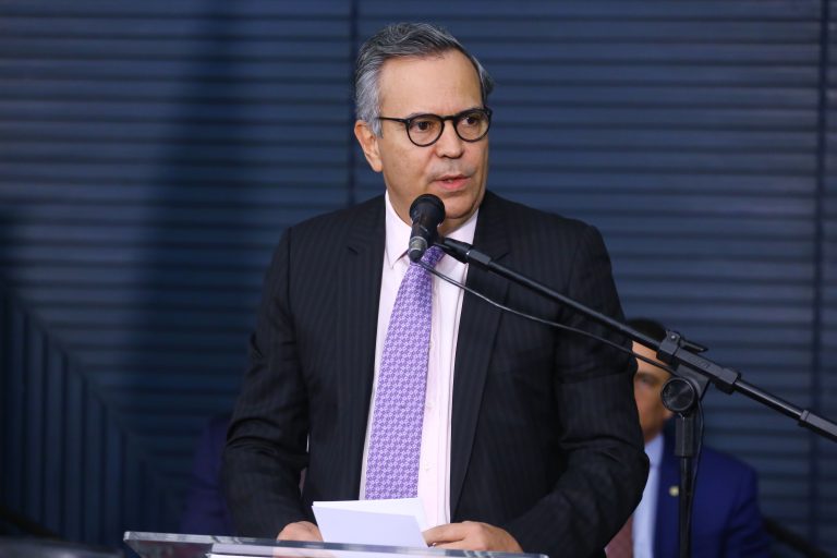 Comissão de Desenvolvimento Econômico reúne-se com integrantes de comissão do Parlamento Europeu nesta terça