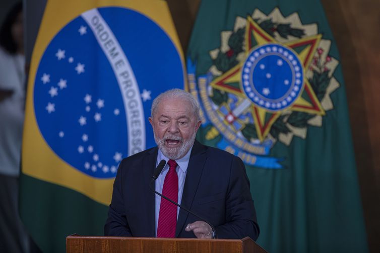 Lula: Farmácia Popular foi ironizado, mas volta com mais força 