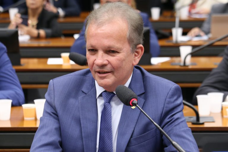 Projeto prevê transparência na decisão do Banco Central sobre juros