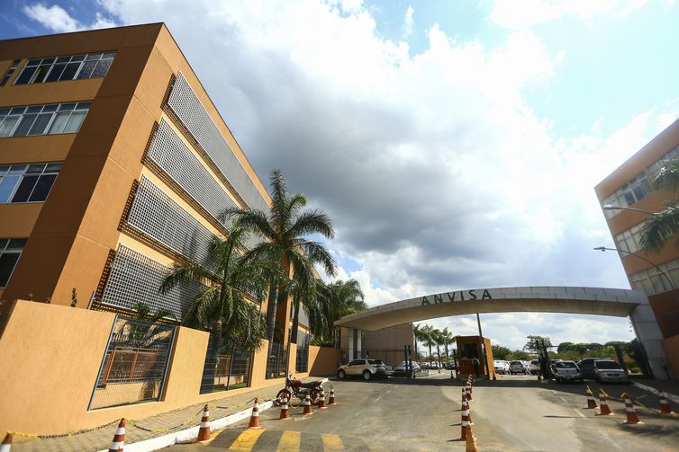 Justiça mantém proibição de equipamentos de bronzeamento artificial 