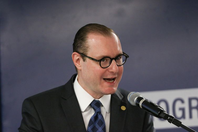 STF: Zanin vota por anular acórdão sobre revisão da vida toda no INSS