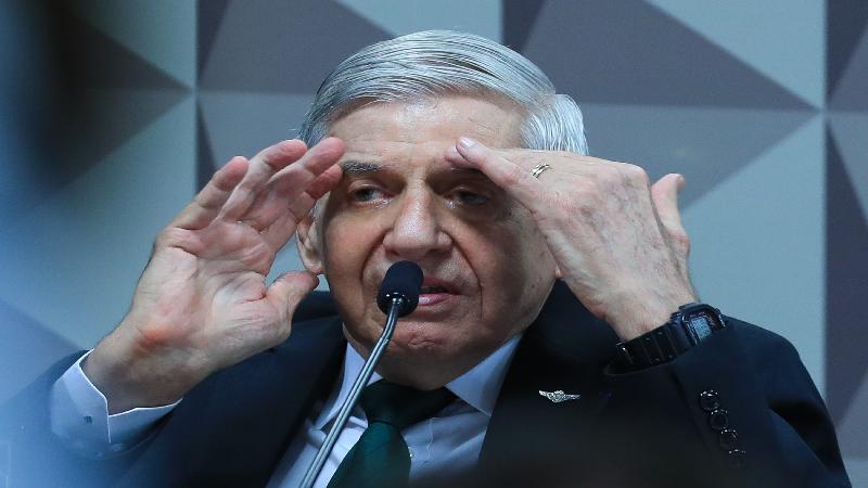 General Augusto Heleno é intimado a depor em investigação sobre Abin