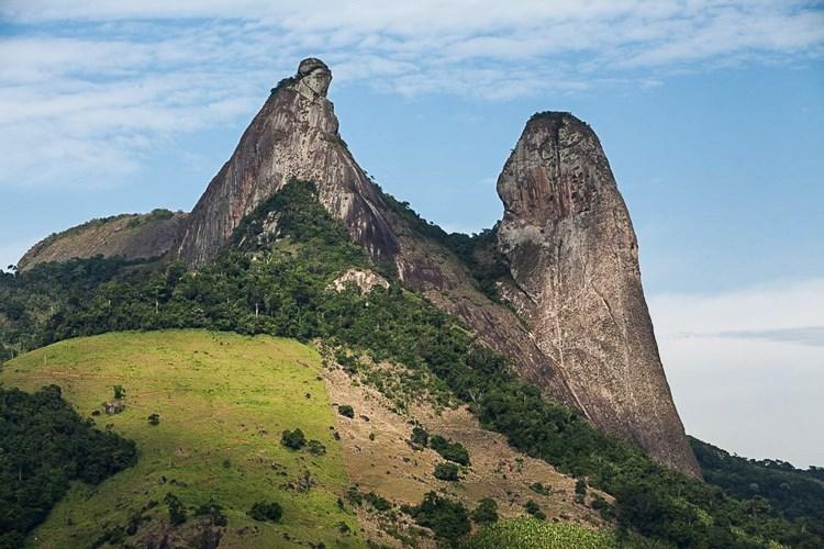 Iema publica convocação para eleição do Conselho do Monumento Natural Estadual O Frade e A Freira