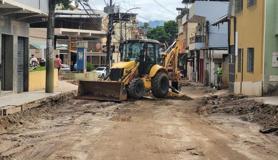 Macrodrenagem: serviços avançam em via do bairro Nova Brasília
