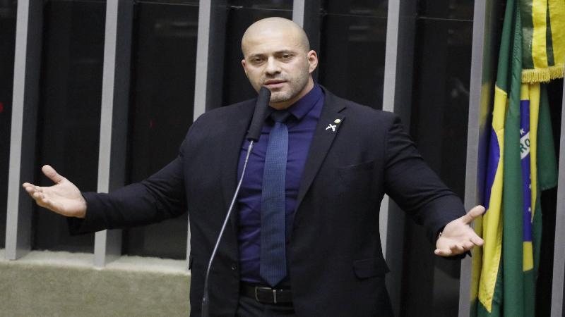 PGR é contra ida de Daniel Silveira para regime semiaberto  