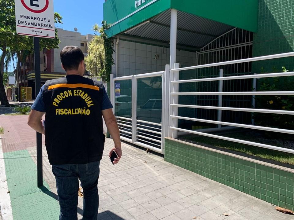Procon-ES fiscaliza escolas particulares na Grande Vitória