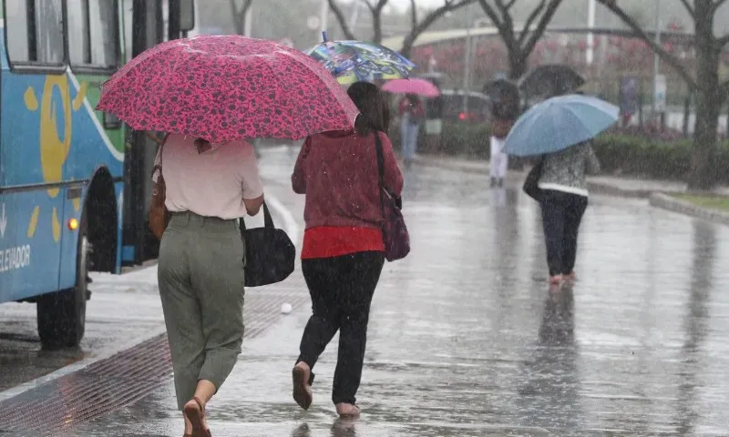 Grande perigo: ES tem 3 alertas de chuva forte vigentes para o fim de semana