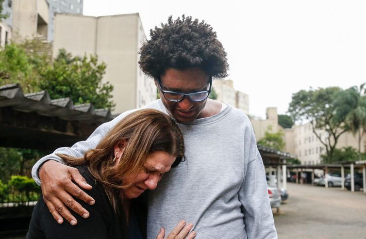 Professor negro preso injustamente é solto na capital paulista