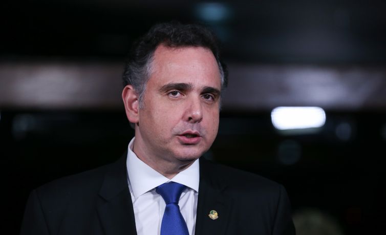 Senado recorre ao STF para manter desoneração da folha de pagamento