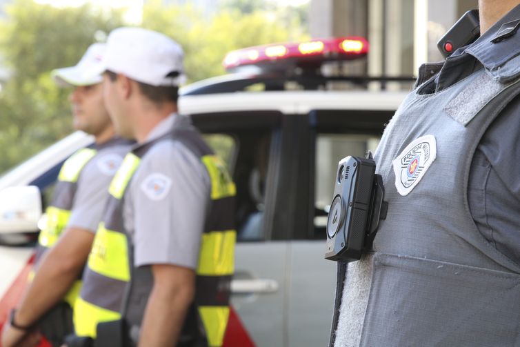Defensoria quer mudar edital de compra de câmeras para PM paulista