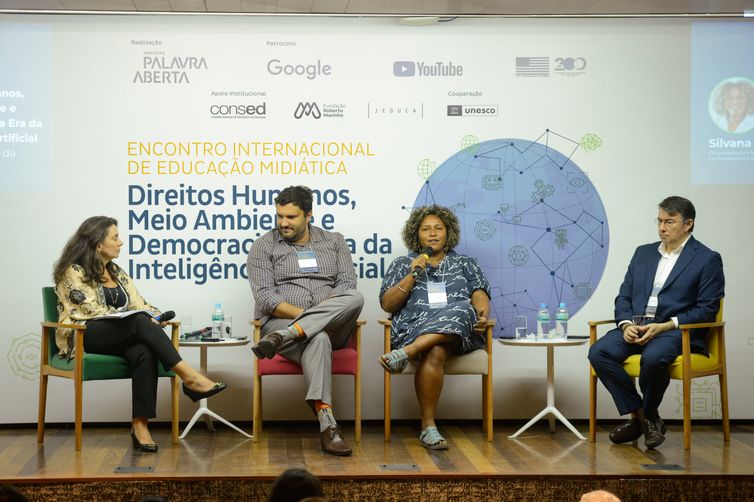 Educação midiática é essencial para combater a desinformação