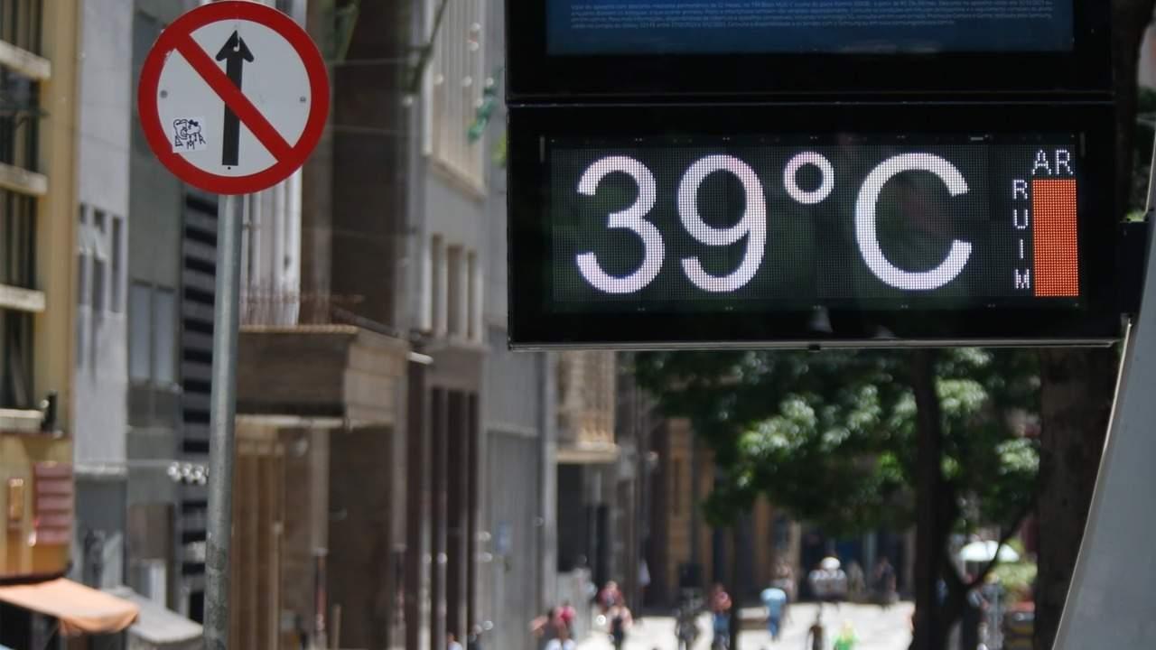 Onda de calor: Inmet aumenta alerta de perigo para 52 cidades do ES