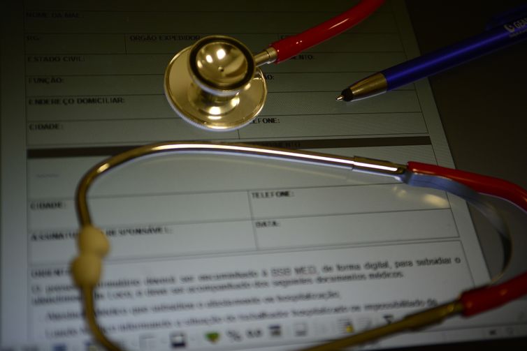 Justiça no Rio condena Unimed a reintegrar criança com autismo