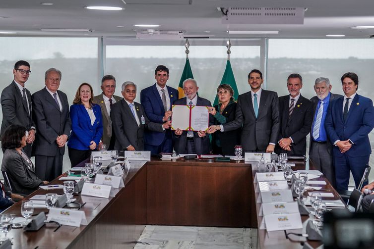 Nova lei limita escolha de foro em ações judiciais