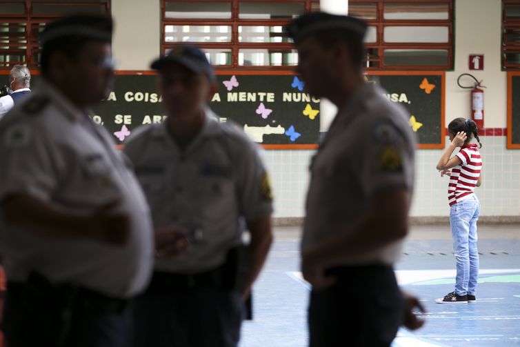 Órgão do MPF é contra modelo de escolas cívico-militares de SP 