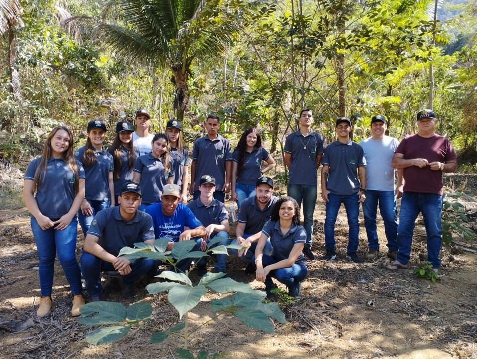 Dia da Juventude Rural: Sucessão Familiar no Espírito Santo pavimenta futuro no campo