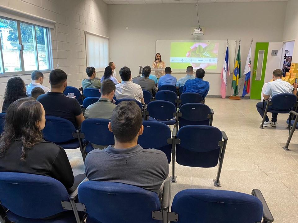 Programa Reflorestar assina primeiro contrato com instituição de ensino para restauração florestal e fomento a experimentos e pesquisa