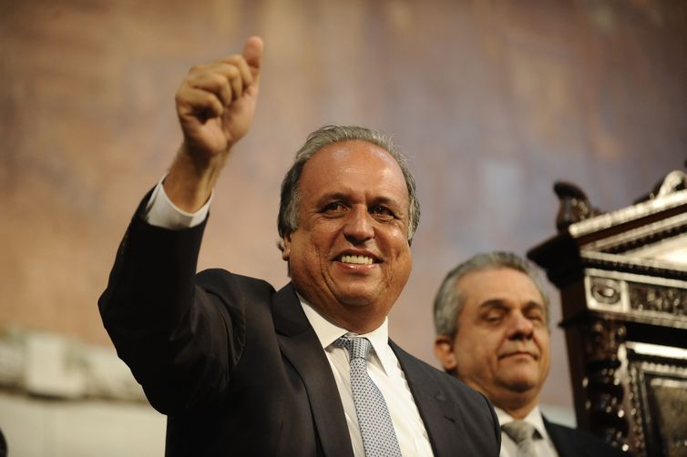 Justiça confirma eleição de Pezão para prefeito de Piraí (RJ) 