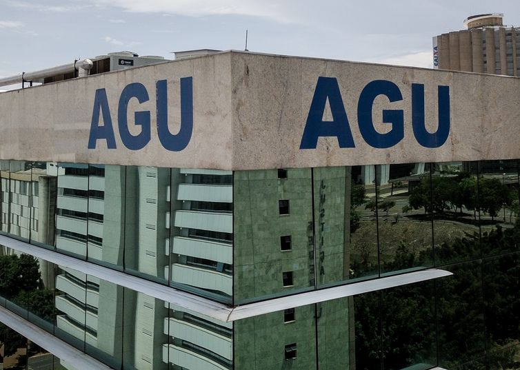 AGU pede celeridade no julgamento sobre responsabilização das redes