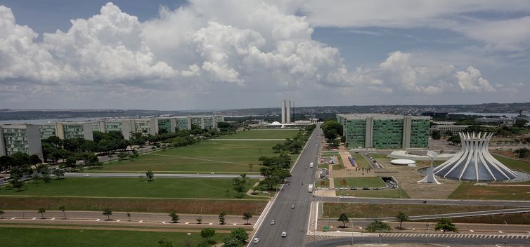 STF: Poder Público não é responsável direto por dívida de terceirizada