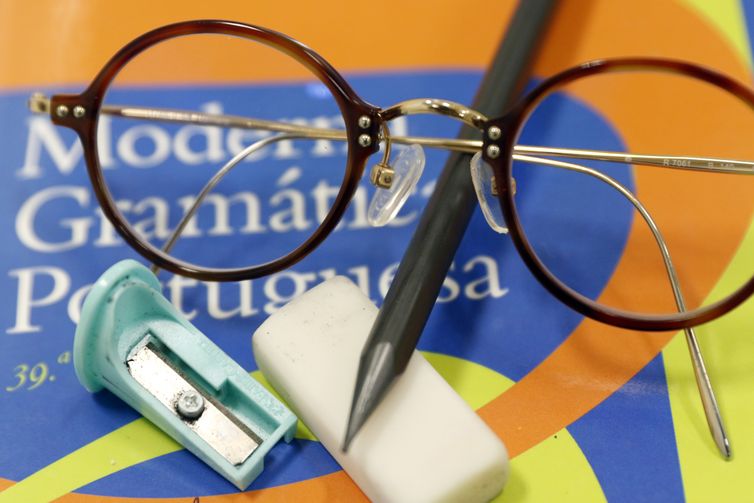 Alunos da rede pública do Rio terão exame e óculos de graça 