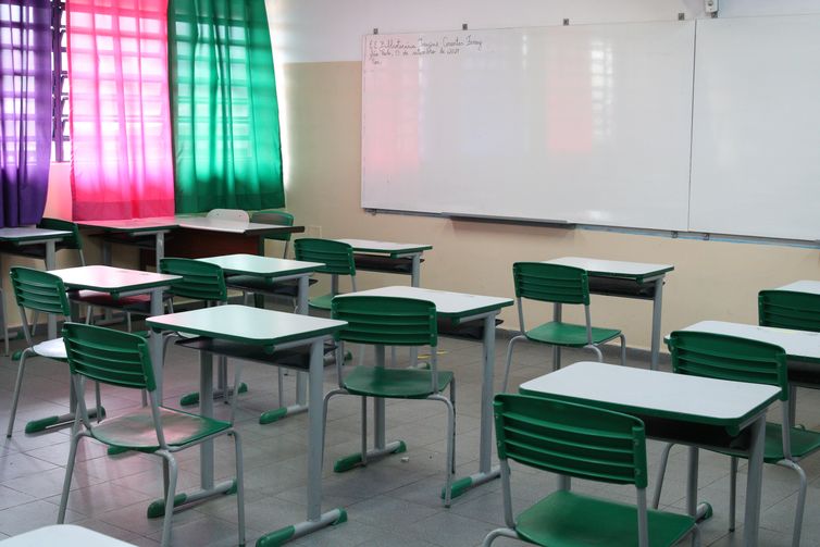 Professores do Sesi de São Paulo voltam às aulas