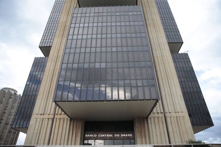 Bancos Centrais do Brasil e da China assinam acordo de troca de moedas