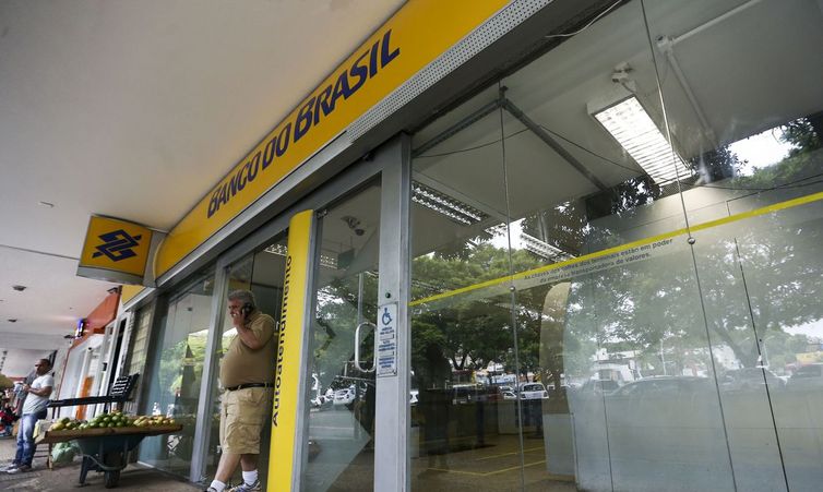BB tem lucro de R$ 7,3 bi de janeiro a março, em queda de 20,7%