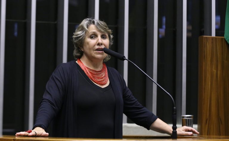 Comissão da Câmara atualiza regulamento de turismólogo para reforçar qualificação