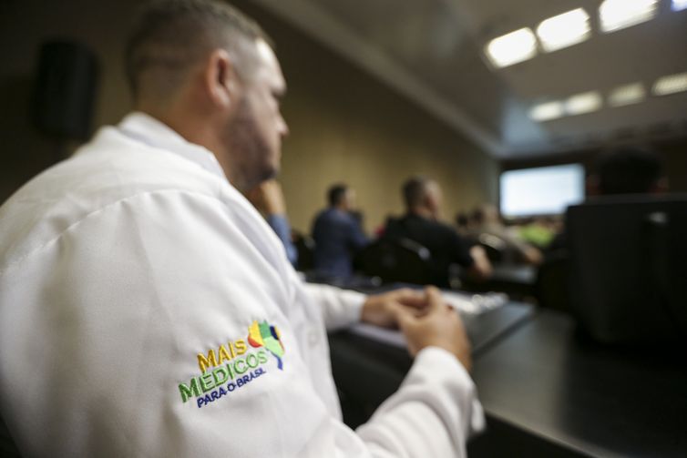 Inscrições para Mais Médicos terminam nesta quinta-feira (8)