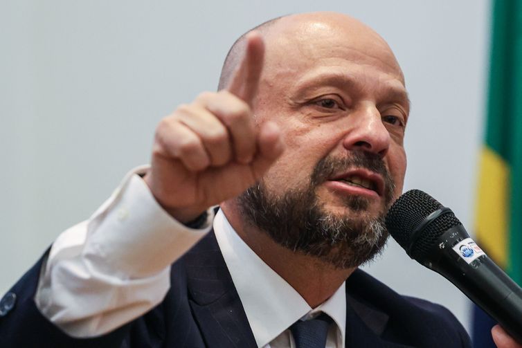 INSS volta a autorizar empréstimos mediante cadastramento biométrico 