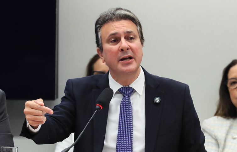 MEC fará recomposição de R$ 400 milhões do orçamento das universidades