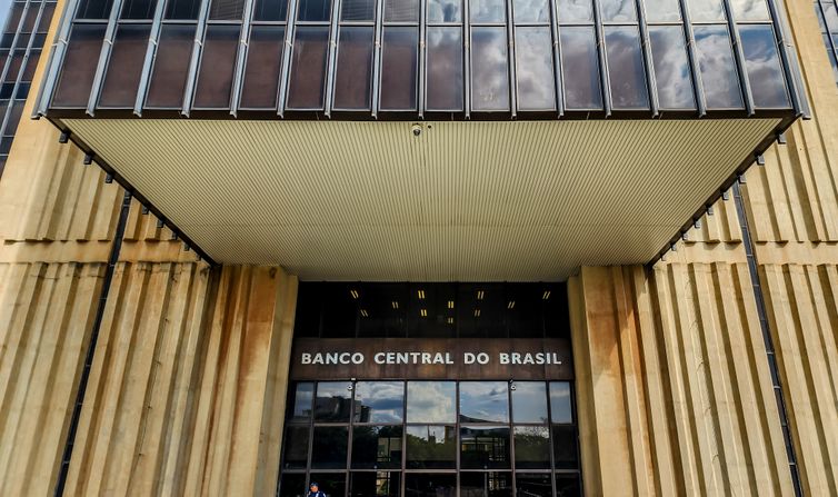 Copom decide nesta quarta se pausa ciclo de altas na Taxa Selic