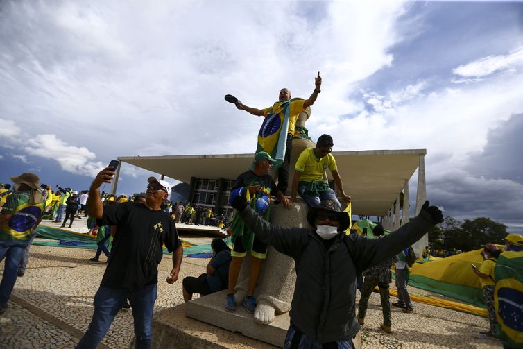 Moraes encerra depoimentos de testemunhas na ação do golpe