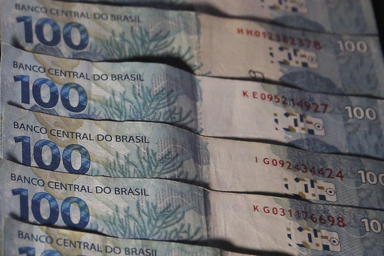 Tesouro paga R$ 1,1 bilhão em dívidas de estados e municípios em maio