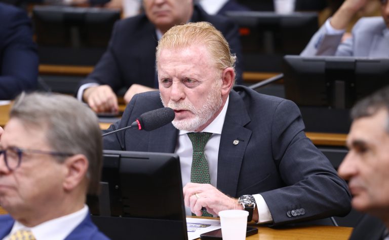 Comissão aprova limites para redução de diárias nos dias de entrada e saída em hotéis