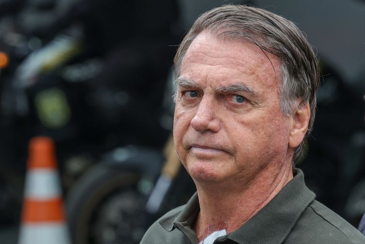 Moraes proíbe agentes do GSI na escolta de deslocamentos de Bolsonaro