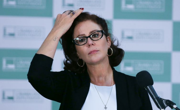 MP da Itália dá parecer favorável à extradição de Carla Zambelli 