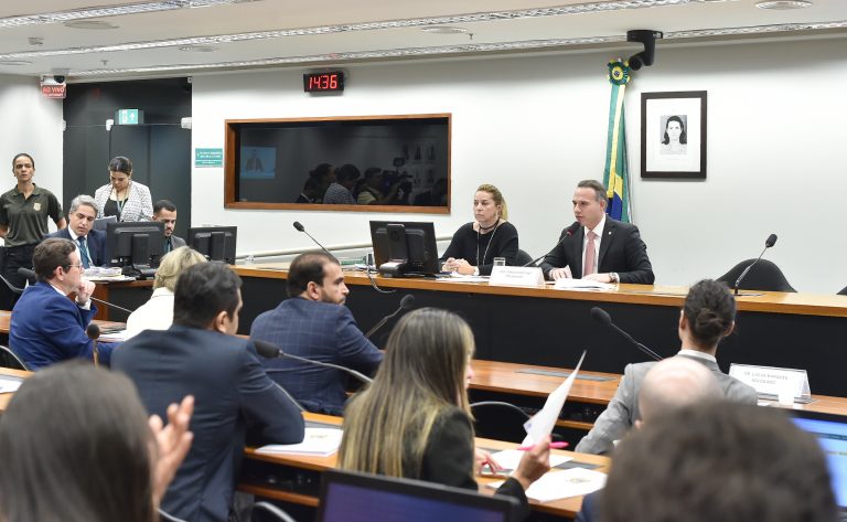 Cancelada reunião de hoje do Conselho de Ética