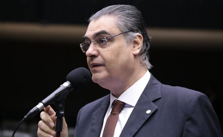 Comissão aprova projeto que altera regra sobre Imposto de Renda em remessas de juros ao exterior