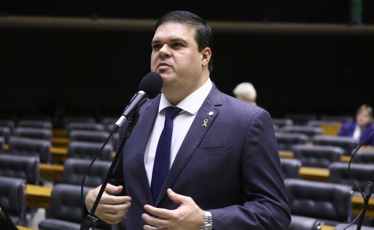 Comissão aprova suspensão de limite de cobertura para urgência de saúde